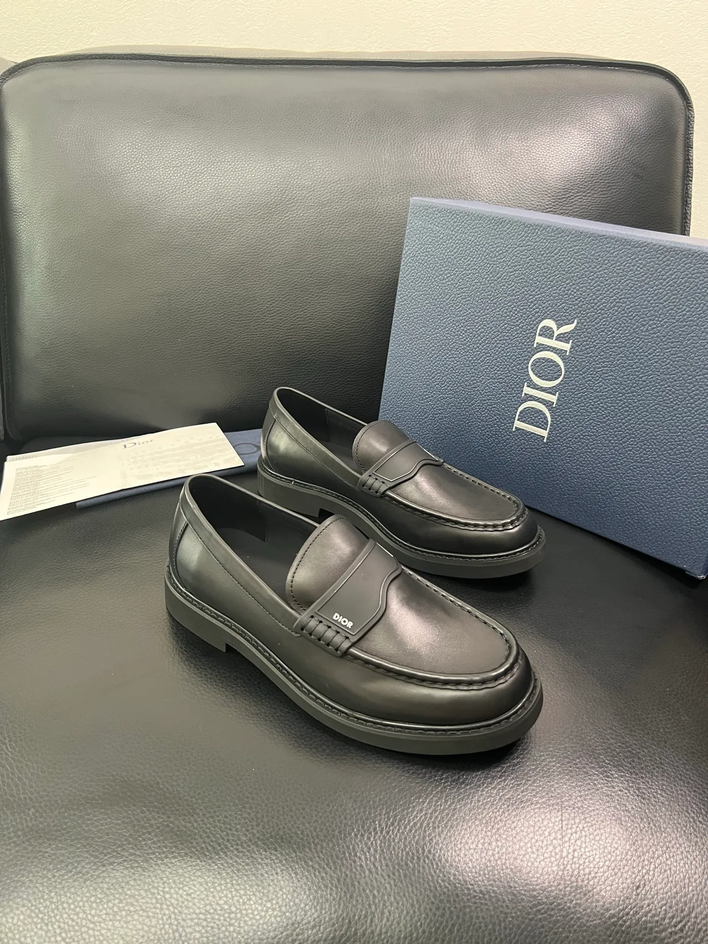 Men's men's shoes💰860 Dior top crafts Dior counter synchronization, original factory configuration, original cowhide fabric imported from Italy, breathable and comfortable imported water-dyed cow lining, sole: original factory special supply original sole super comfortable, original factory with single goods high quality, you can enter and exit the counter at will, welcome to compare counter synchronization, code number 39-44 (order 38 45) 85853
